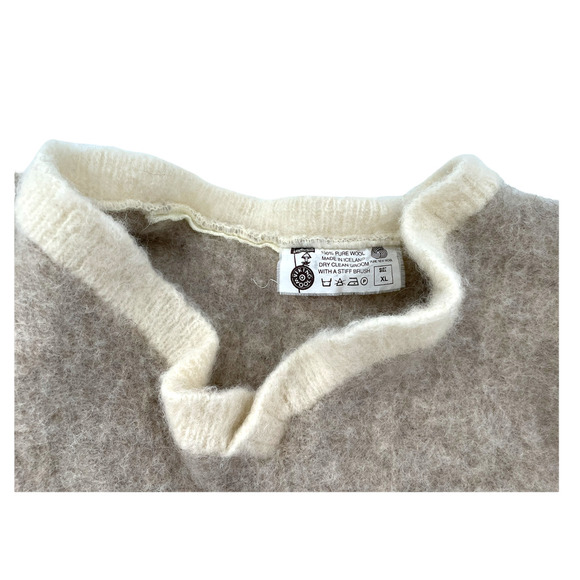 Viking Wool Womens Cropped V-Neck 100% Wool Striped Sweater Vest SZ XL Cream - Picture 4 of 6